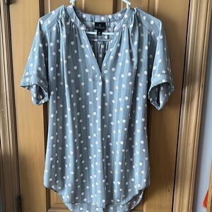 Worthington Black and White Relaxed Blouse with V Cut